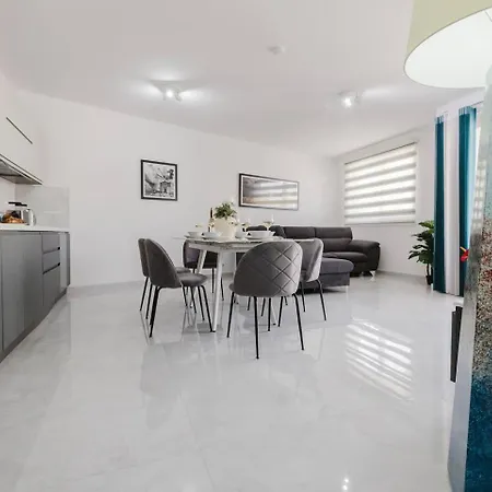 Ruby Fl8 By Homely Malta! Apartment *