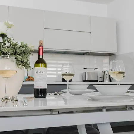 Ruby Fl8 By Homely Malta! *