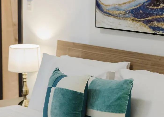 Ruby Fl8 By Homely Malta!